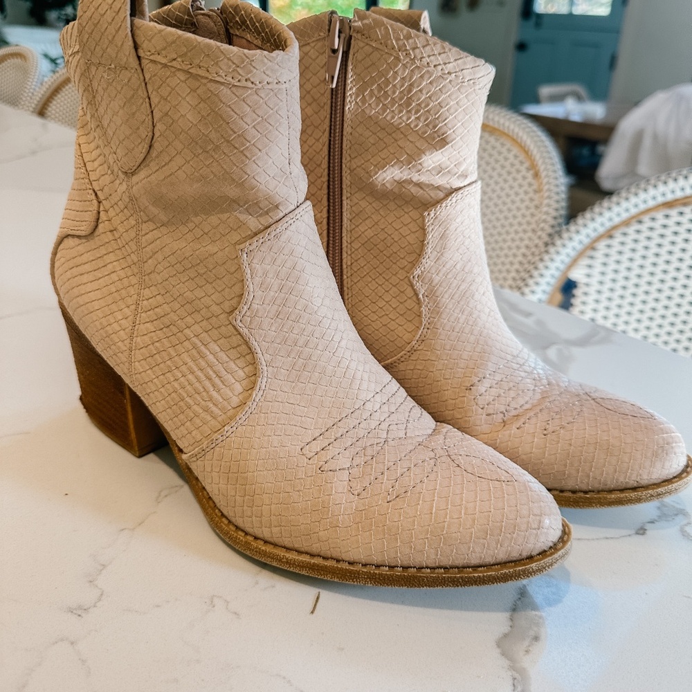 Unite Blush Snake Ankle Booties - Picture 4 of 5